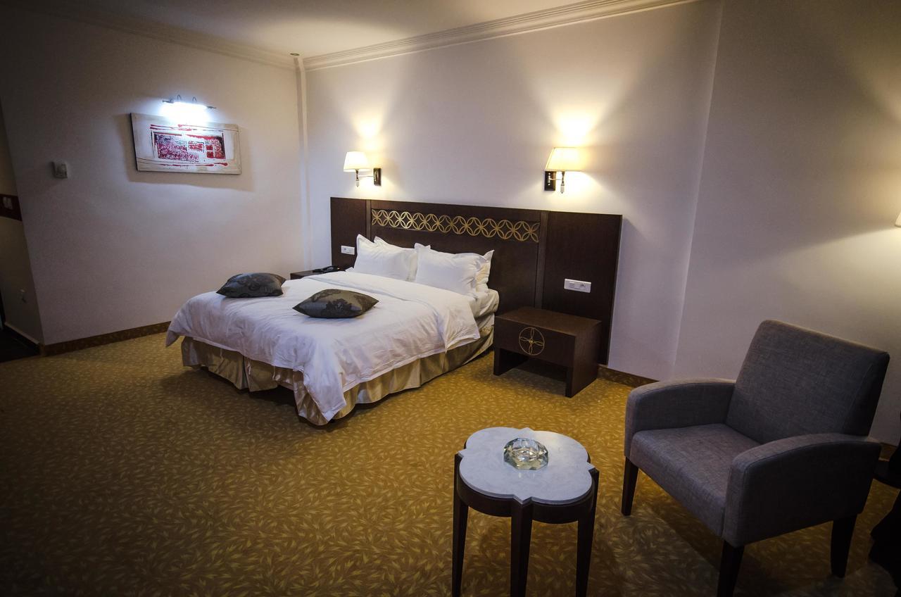Hotel El Bey Constantine Ngoại thất bức ảnh